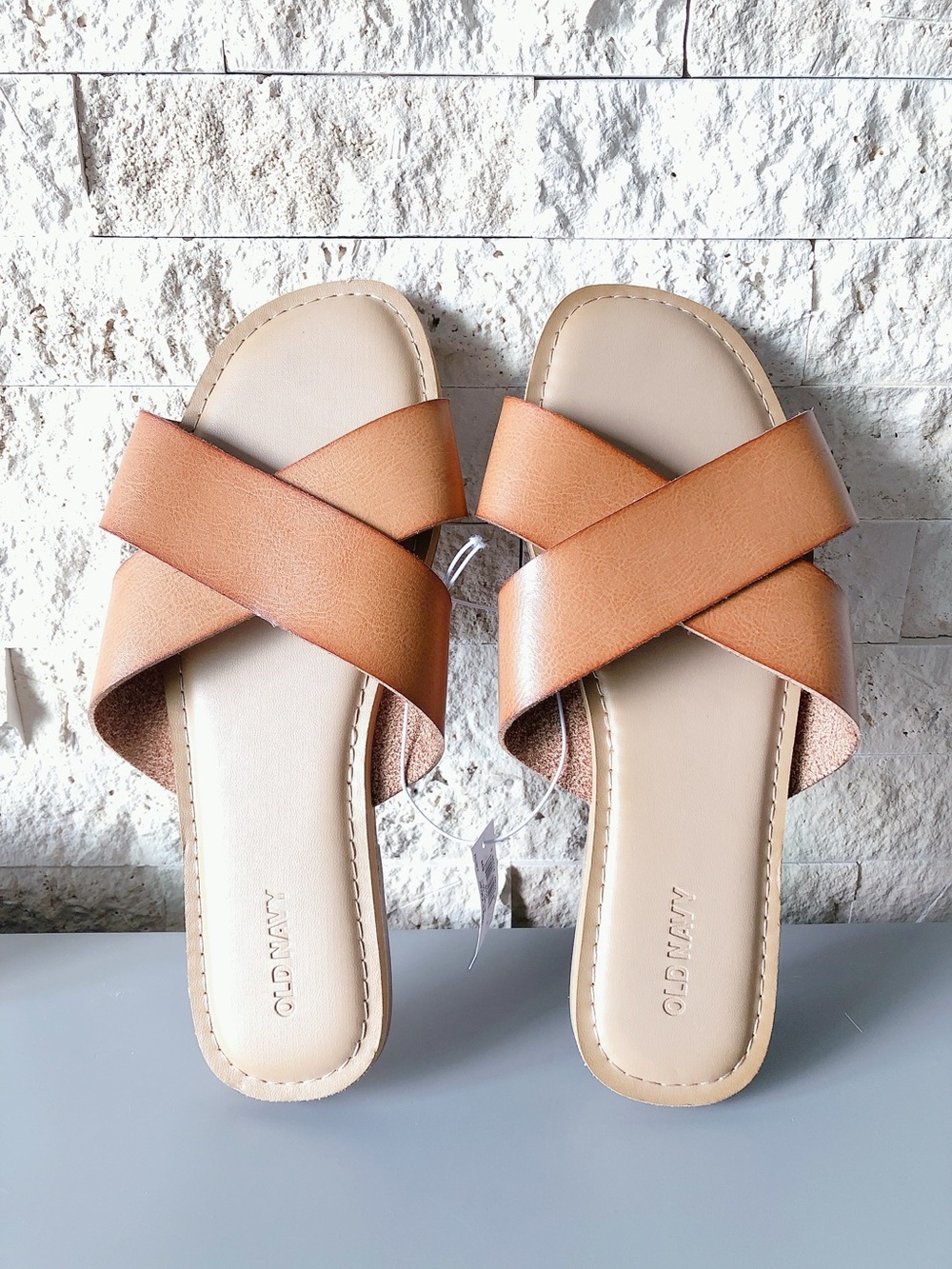 OLD NAVY Tan Cross-Strap Slide Sandals Women size 9